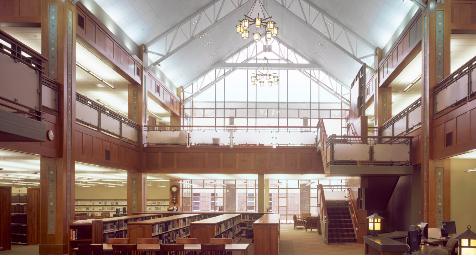 Motlow State Community College, Clayton Glass Library